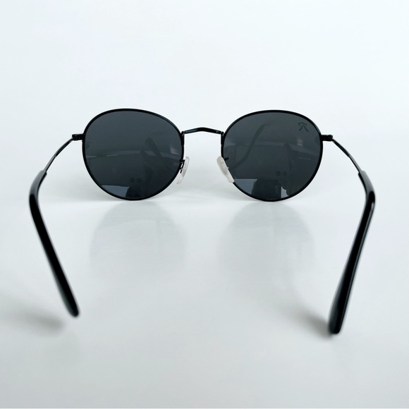 Sunglasses - Picture 6 of 16